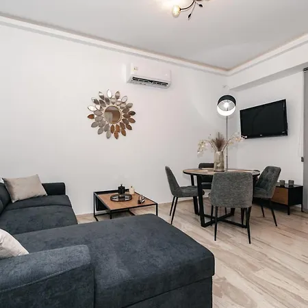 Chistina's Brand New