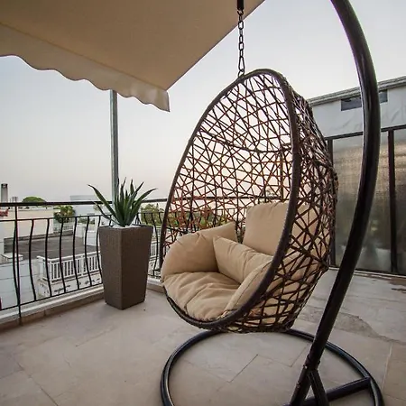 Chistina's Brand New Appartement