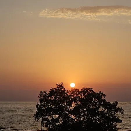 Chistina's Brand New Appartement *