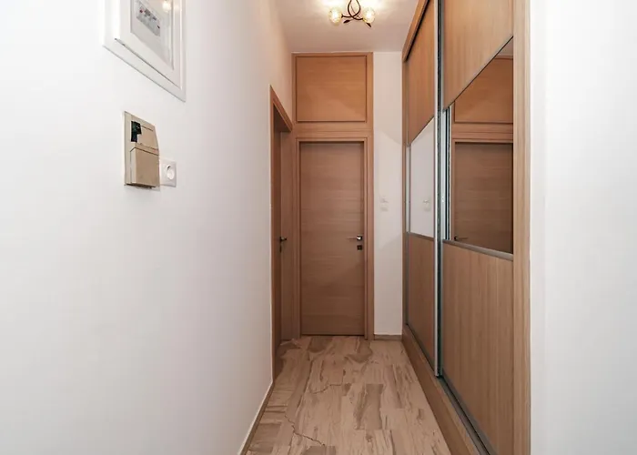 Chistina's Brand New