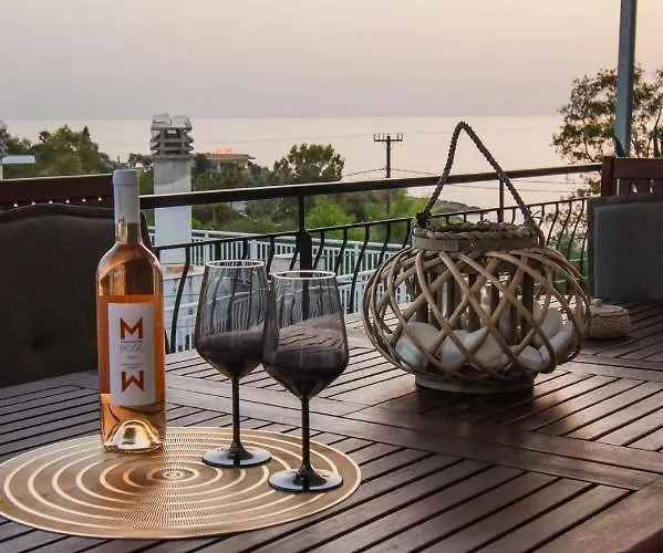 아파트 Chistina's Brand New 키파리씨아