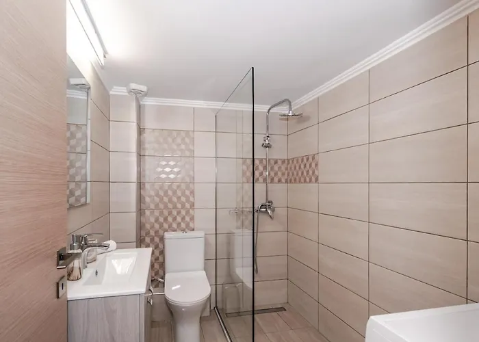 Chistina's Brand New * 키파리씨아